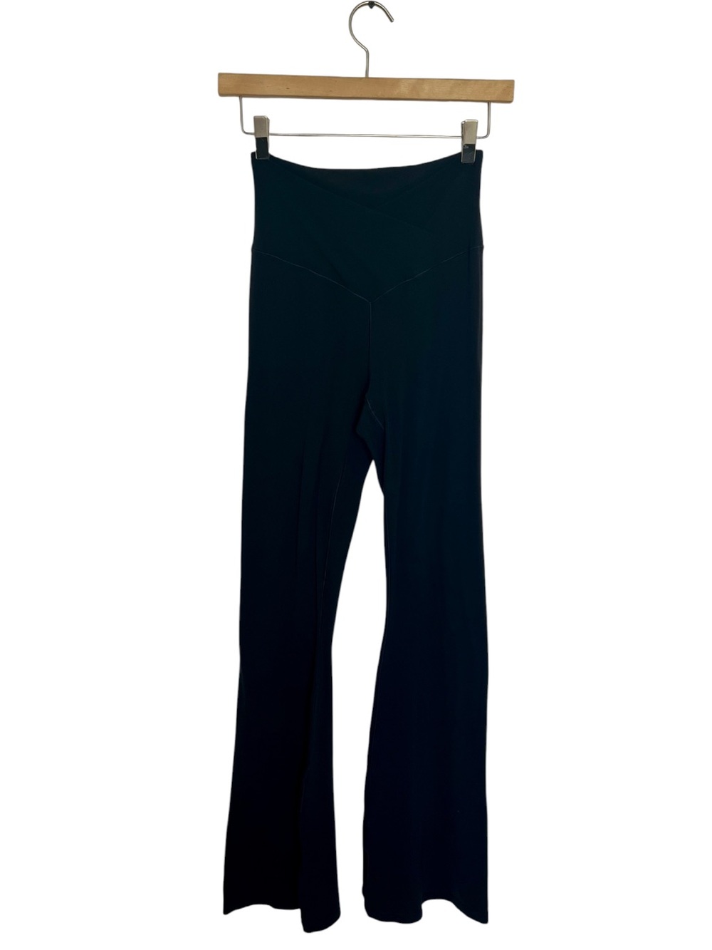 OFFLINE By Aerie Real Me High Waisted Crossover Black Flare Legging Sz Medium - Picture 4 of 10